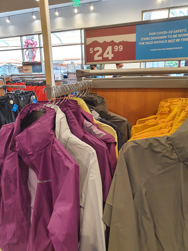 Sportswear Store «Columbia Sportswear Outlet Store», reviews and photos, 100 Citadel Dr #636, Commerce, CA 90040, USA