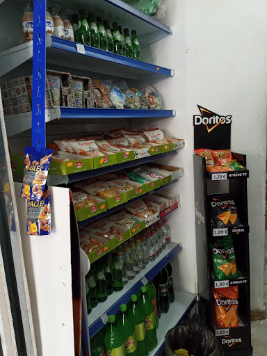 194x228