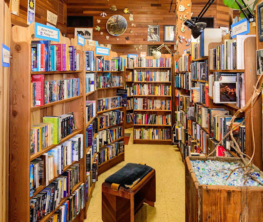 Used Book Store «Booklegger», reviews and photos, 402 2nd St, Eureka, CA 95501, USA
