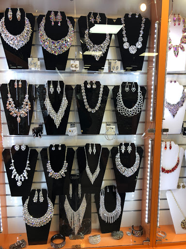 Beauty Supply Store «Beauty World», reviews and photos, 1418 Avondale Dr, Durham, NC 27701, USA