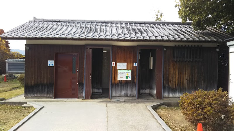 藤原京跡 公衆トイレ