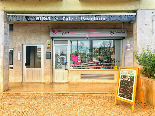 Rosa Café no São Domingos de Rana, Lisboa