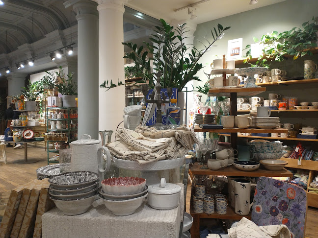 Comments and reviews of Anthropologie