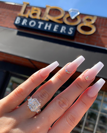 Jewelry Store «LaRog Brothers Jewelers», reviews and photos, 9225 SW Hall Blvd, Tigard, OR 97223, USA