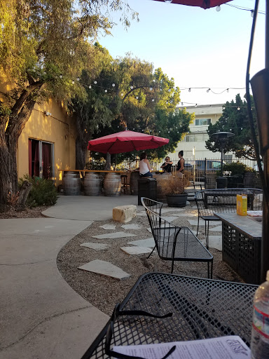 Wine Bar «The Wine Crush», reviews and photos, 3131 E Broadway, Long Beach, CA 90803, USA