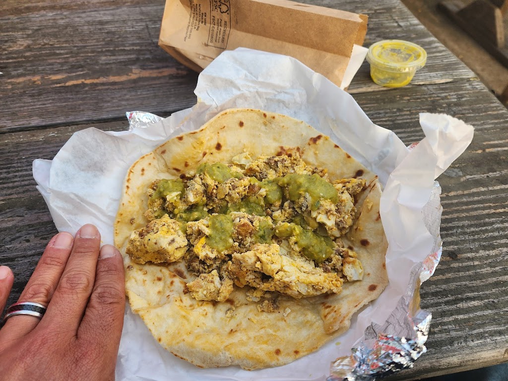 A.R.'s Tacos 77515