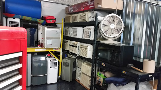 Self-Storage Facility «StorageBlue - Self Storage, Newark», reviews and photos, 200 Mt Pleasant Ave, Newark, NJ 07104, USA