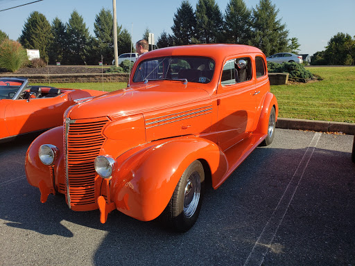 Restaurant «HOMETOWN FAMILY RESTAURANT», reviews and photos, 1 N Londonderry Square, Palmyra, PA 17078, USA