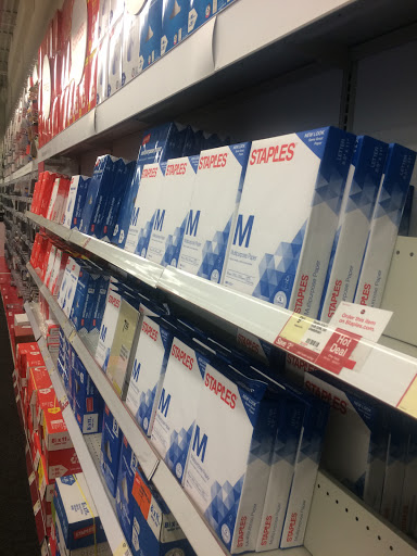 Office Supply Store «Staples», reviews and photos, 85 N Main St, Branford, CT 06405, USA