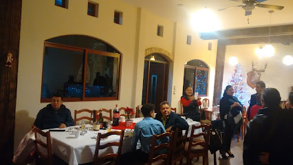 Titinas restaurant y ensaladas - Calle 4 Nte 1421, San Nicolás Tetitzintla, 75730 Tehuacán, Pue., Mexico