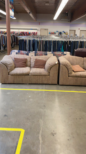 Thrift Store «Salt Lake City - Millcreek Goodwill», reviews and photos