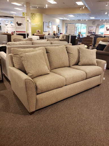 Furniture Store «La-Z-Boy Furniture Galleries», reviews and photos, 10900 Fairfax Blvd, Fairfax, VA 22030, USA