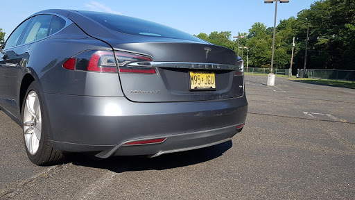 Auto Body Shop «D & M Auto Body», reviews and photos, 352 E Main St, Rockaway, NJ 07866, USA