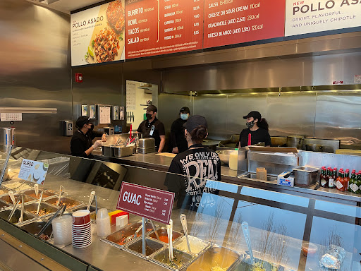 Mexican Restaurant «Chipotle Mexican Grill», reviews and photos, 17250 Southcenter Pkwy #108, Tukwila, WA 98188, USA