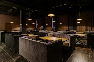 Ресто-бар Black Lounge image