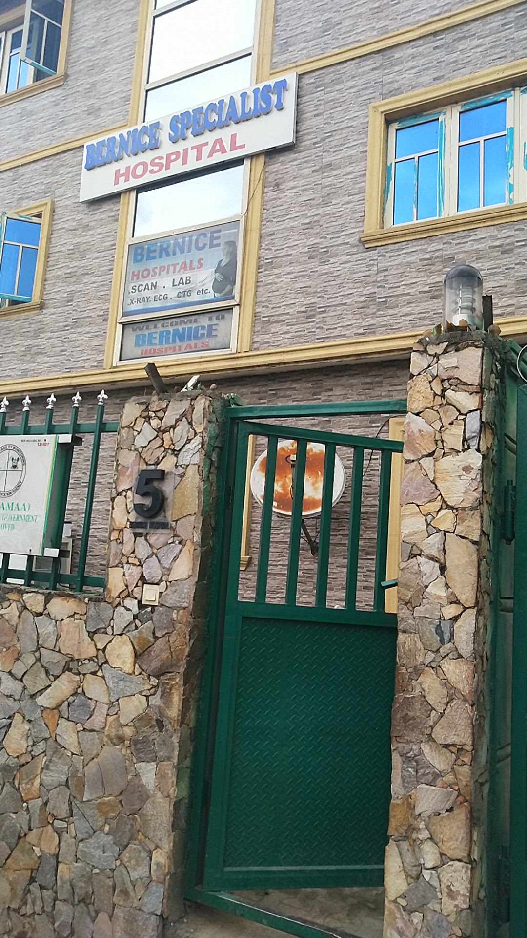 Bernice Specialist Hospital in the city Lagos