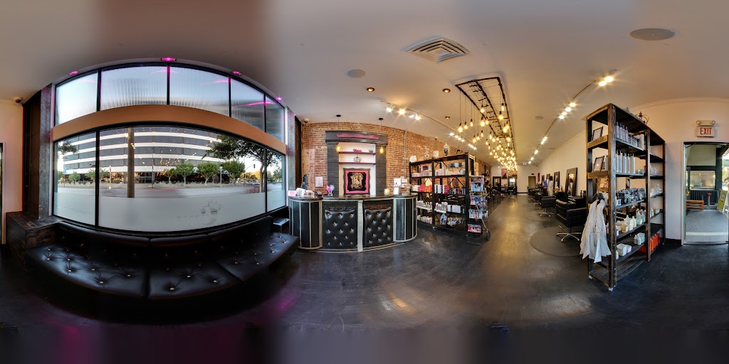 Crowned Studio Salon 91103