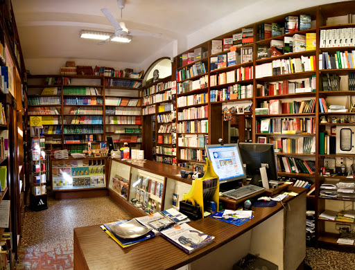 Libreria Via Laura - Firenze