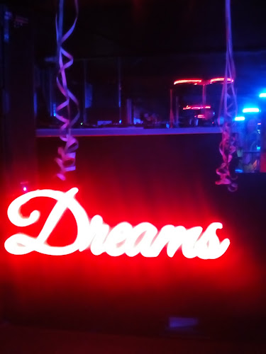 Opiniones de Dreams Club & Discoteca en Quito - Discoteca