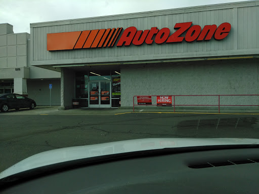 Auto Parts Store «AutoZone», reviews and photos, 1985 SE Tualatin Valley Hwy, Hillsboro, OR 97123, USA