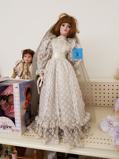 Thrift Store «Hope of the Valley Thrift Store», reviews and photos, 2790 E Los Angeles Ave, Simi Valley, CA 93065, USA