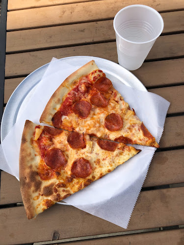 #9 best pizza place in Fullerton - Brooklynz Pizza