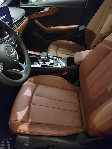 Audi Dealer «Audi Dallas», reviews and photos, 5033 Lemmon Ave, Dallas, TX 75209, USA