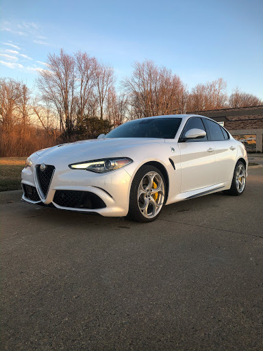 Used Car Dealer «Genesis Auto Sales Inc.», reviews and photos, 29187 Gratiot Ave, Roseville, MI 48066, USA