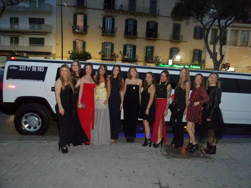 Hummer Limousine Napoli