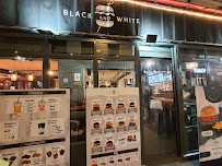 Black & White Burger Châtelet à Paris menu