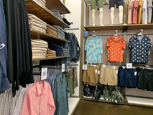 Clothing Store «Old Navy», reviews and photos, 20505 S Dixie Hwy, Cutler Bay, FL 33189, USA