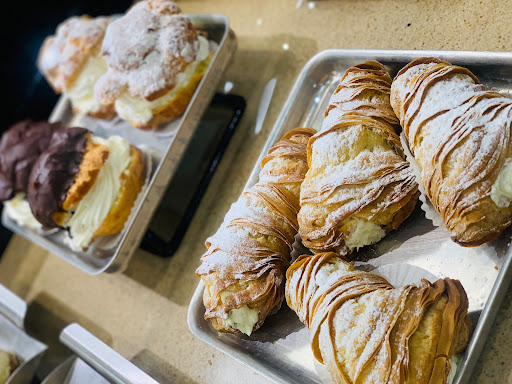 Grocery Store «Lunds & Byerlys Navarre», reviews and photos, 3333 Shoreline Dr, Navarre, MN 55392, USA