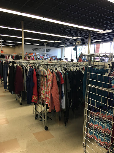 Thrift Store «Lakewood Goodwill», reviews and photos, 6002 Mt Tacoma Dr SW, Tacoma, WA 98499, USA