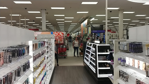 Department Store «Target», reviews and photos, 200 W Orangethorpe Ave, Fullerton, CA 92832, USA