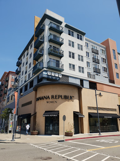 Clothing Store «Banana Republic», reviews and photos, 5636 Bay St, Emeryville, CA 94608, USA