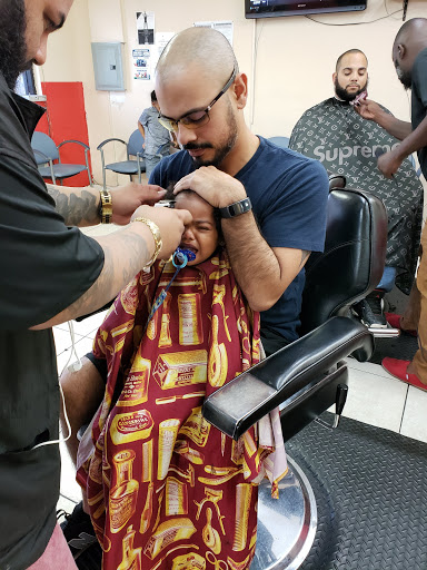 Barber Shop «C & C Executive Barbershop», reviews and photos, 7 S Walton Ave, Tarpon Springs, FL 34689, USA