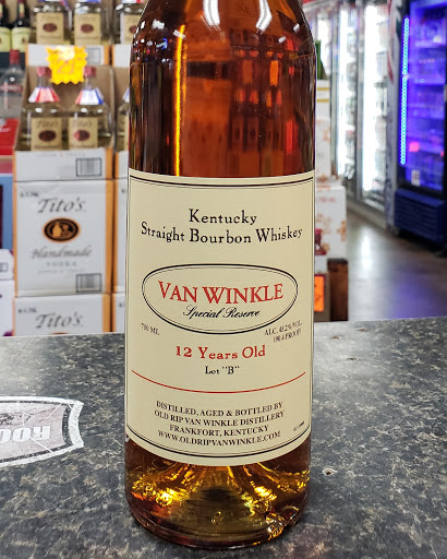 Liquor Store «Cherry Creek Liquor», reviews and photos, 13750 E Quincy Ave, Aurora, CO 80015, USA