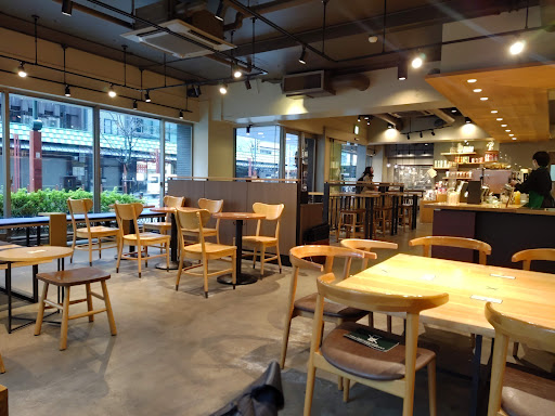 Starbucks Coffee Asakusa Kaminarimon-dōri