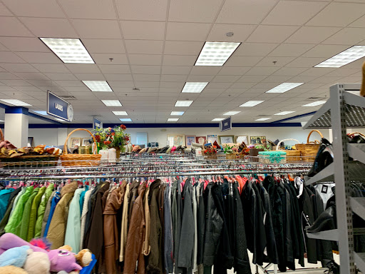 Thrift Store «Goodwill Thrift Store - Mandarin», reviews and photos