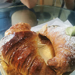 Photo n°2 de l'avis de Cristofaro.i fait le 04/08/2022 à 05:00 sur le  Bar La Sorgente, Specialità Cassatelle di Ricotta & Dolci Siciliani. à Castellammare del Golfo