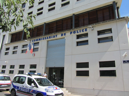 Postes de police à Lyon
