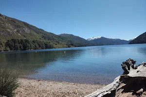 Lago Hermoso image