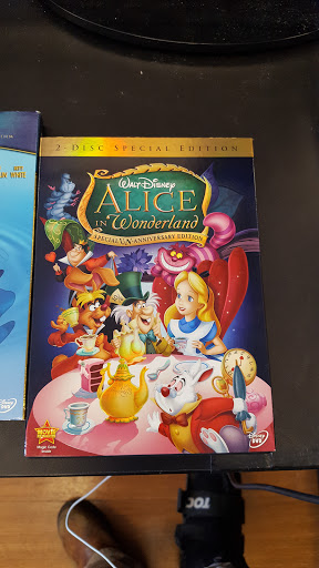 Video Game Store «Replays Gameware, Movies, & More - Decatur», reviews and photos, 2411 6th Ave SE, Decatur, AL 35601, USA