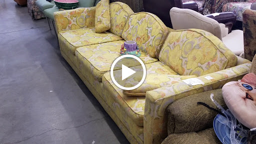 Thrift Store «Society of St. Vincent de Paul Long Beach Thrift Store», reviews and photos