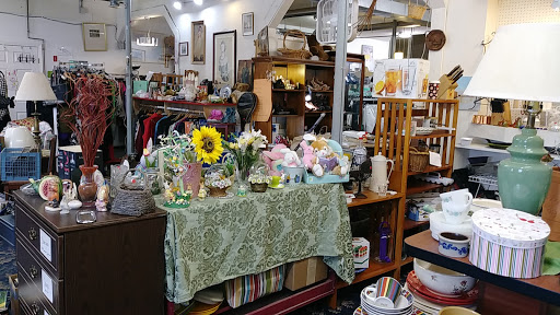 Exeter Community Thrift Shop, 96 Epping Rd, Exeter, NH 03833, USA, 