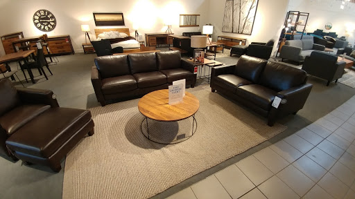 Furniture Store «Mor Furniture for Less | Lynnwood», reviews and photos, 4029 Alderwood Mall Blvd, Lynnwood, WA 98036, USA