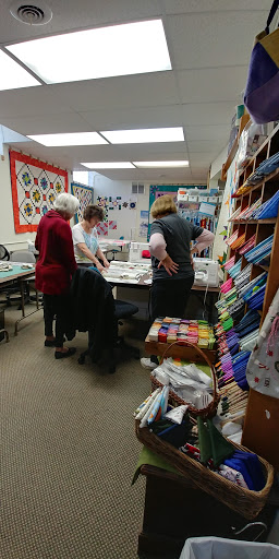 Quilt Shop «Stitches Quilt Shop», reviews and photos, 16 Village Square, Cincinnati, OH 45246, USA