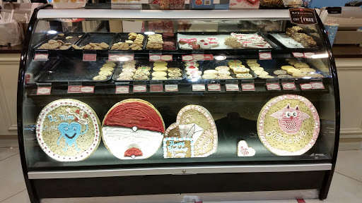 Shopping Mall «Great Lakes Crossing Outlets», reviews and photos, 4000 Baldwin Rd, Auburn Hills, MI 48326, USA