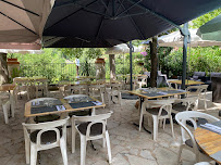 Atmosphère du Restaurant français Auberge des Gorges du Loup à Tourrettes-sur-Loup - n°3