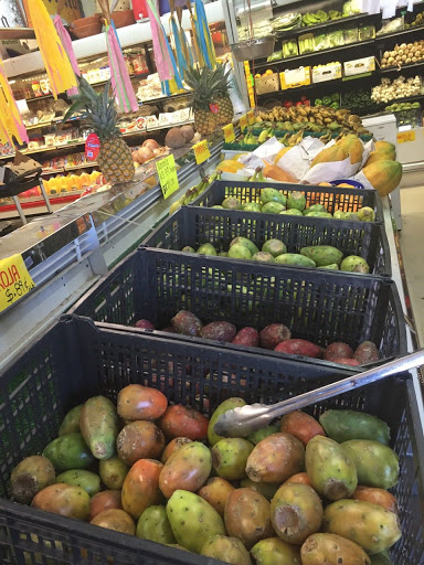 Mexican Grocery Store «El Rancho Supermercado», reviews and photos, 711 N Main St, Shelbyville, TN 37160, USA